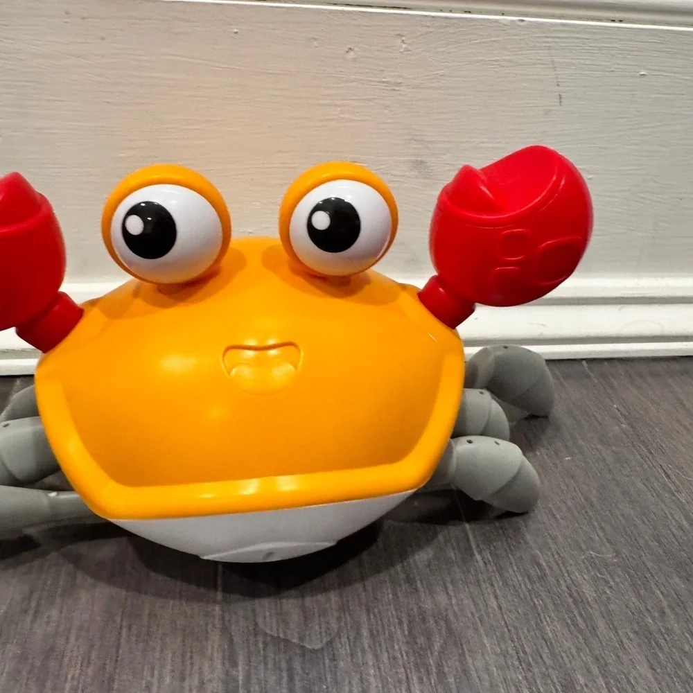 Orange Fast Moving Dancing Musical Colorful Electronic Crab Toy for Kids Toddler